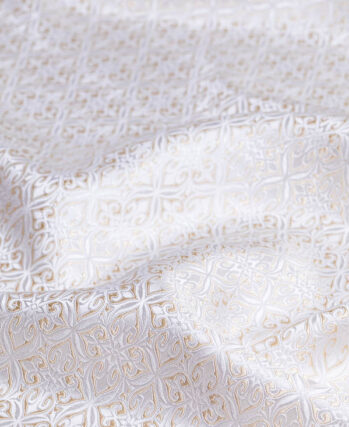 Cream-Ground Pink Persimmon Calyx and Ruyi Motif Shu Brocade