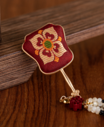 Brooch